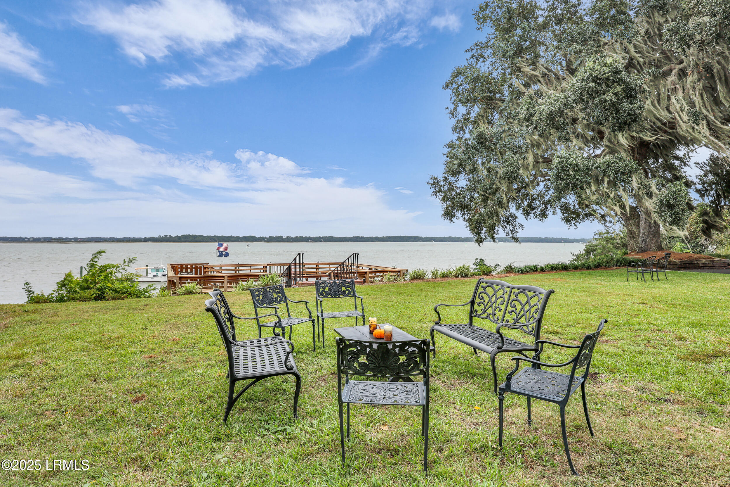 Residential in Beaufort 4