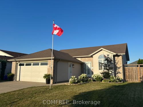 744 Richmond St, Amherstburg, ON, N9V4A1 | Card Image