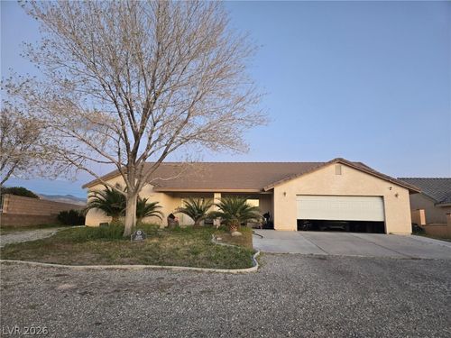 2201 Pampa Ave, Pahrump, NV, 89048-4857 | Card Image