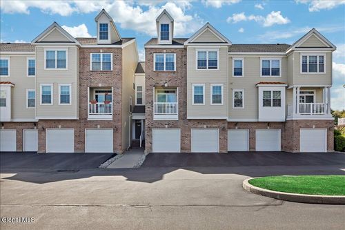 5203 Admirals Walk Dr, Cohoes, NY, 12047-3654 | Card Image