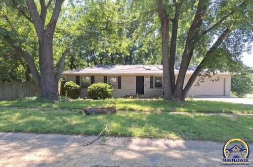 3601 Granger St, Topeka, KS, 66605-2479 | Card Image