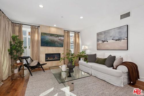 102-447 N Doheny Dr, Beverly Hills, CA, 90210-3999 | Card Image