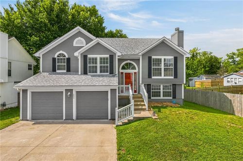 303 Crystal Dr, Belton, MO, 64012-2592 | Card Image