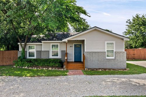801 W Park Ave, Weatherford, TX, 76086-6107 | Card Image