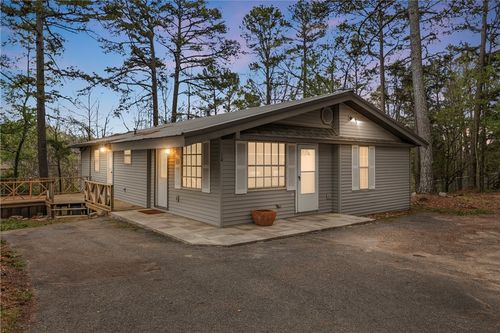 10 Forest Ln, Eureka Springs, AR, 72632-9422 | Card Image