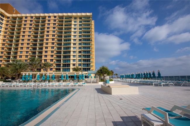 PH17 - 2501 S Ocean Dr, Condo with 1 bedrooms, 1 bathrooms and null parking in Hollywood FL | Image 48