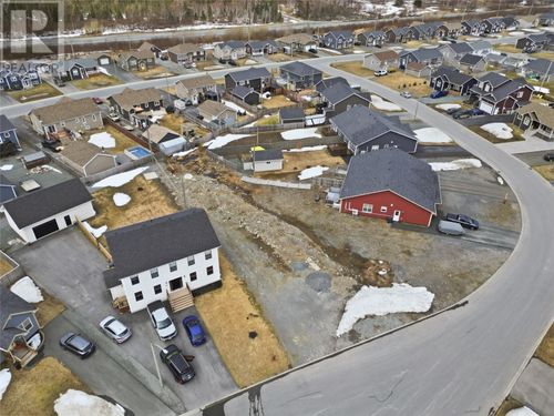14 Esmonde Place, Gander, NL, A1V2V8 | Card Image