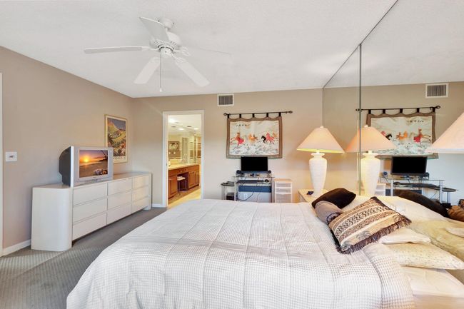 APT-104 - 7449 Glendevon Ln, Condo with 2 bedrooms, 2 bathrooms and null parking in Delray Beach FL | Image 15