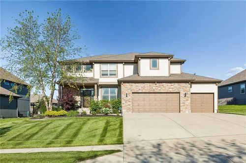 9830 Kentucky Ave, Kansas City, MO, 64157-7640 | Card Image