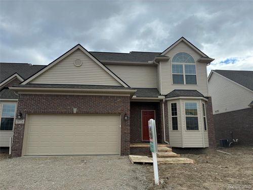 20803 Burn Dr, Macomb, MI, 48044-6328 | Card Image
