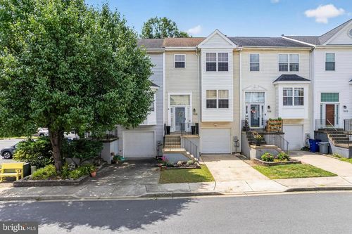 7128 Collinsworth Pl, FREDERICK, MD, 21703-9460 | Card Image