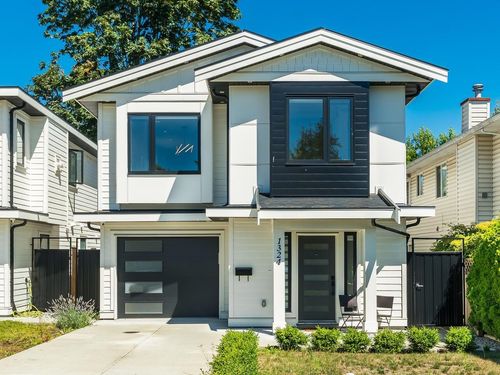 1324 W 15th St, North Vancouver, BC, V7P1N2 | Card Image