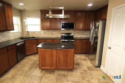 1128 Pheasant Cir, Copperas Cove, TX, 76522-7692 | Card Image