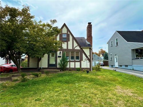 33 Marlindale Ave, Youngstown, OH, 44512-3412 | Card Image