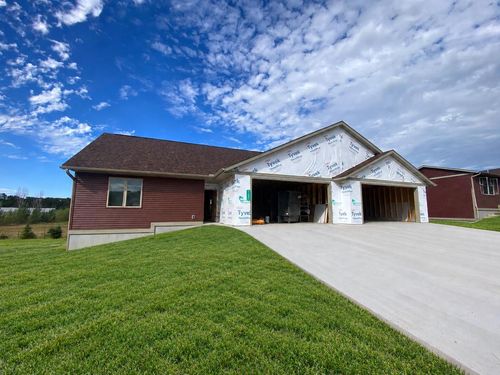N9031 Parcher Ct, Holmen, WI, 54636 | Card Image
