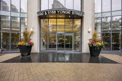 2615-5168 Yonge St, North York, ON, M2N0G1 | Card Image
