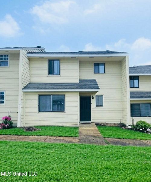 1074 Windrose Dr, Brandon, MS, 39047-6272 | Card Image