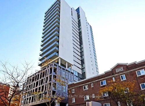 2204-81 Wellesley St E, Toronto, ON, M4Y0C5 | Card Image