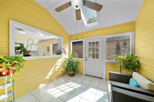 16143 New Field Dr, Houston, TX, 77082-2822 | Card Image