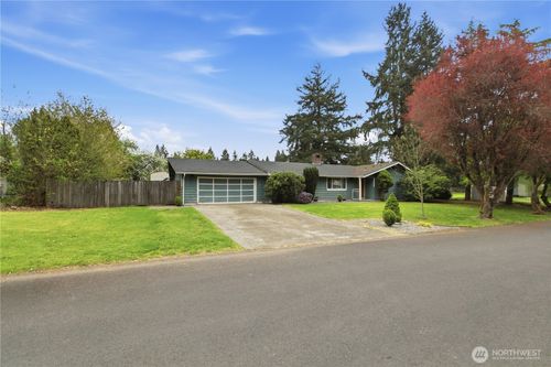 6932 Foster Dr Sw, Olympia, WA, 98512-7121 | Card Image