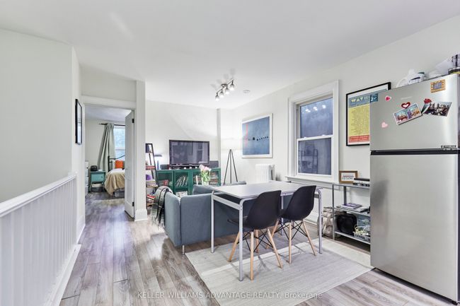 233 Kingston Rd, Home with 3 bedrooms, 3 bathrooms and 2 parking in Toronto ON | Image 16