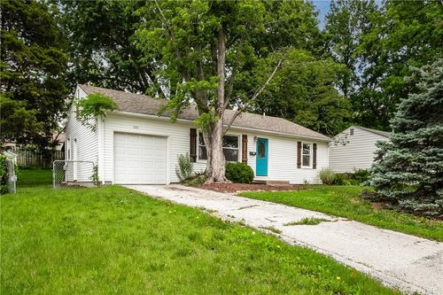 1100 Ne 67th Ter, Gladstone, MO, 64118-3571 | Card Image