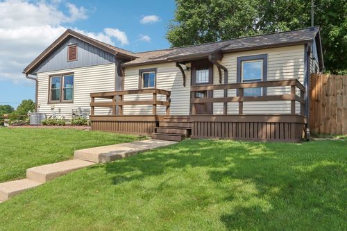 1202 9th St, Monroe, WI, 53566-1418 | Card Image