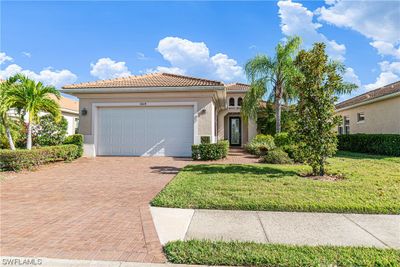 10614 Carena Circle, House other with 3 bedrooms, 2 bathrooms and null parking in Fort Myers FL | Image 1