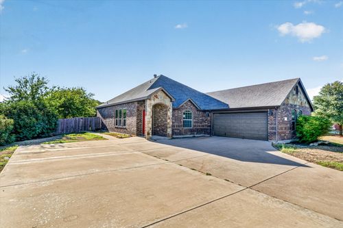 104 Anthony Ln, Red Oak, TX, 75154-0014 | Card Image