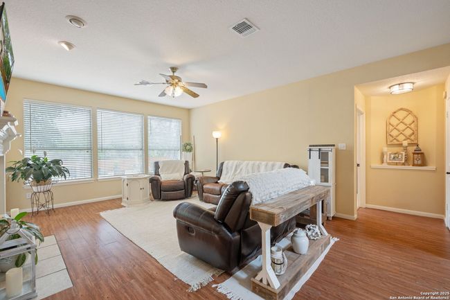 9610 Rocksprings, House other with 4 bedrooms, 3 bathrooms and null parking in San Antonio TX | Image 10