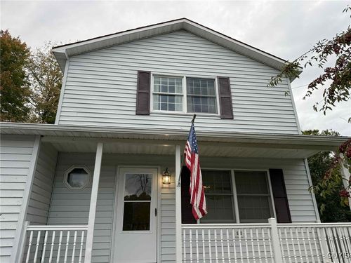 83 Downey Dr, Oswego, NY, 13126-6133 | Card Image