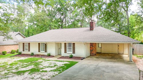 121 Plum Tree Rd, Brandon, MS, 39047-6632 | Card Image