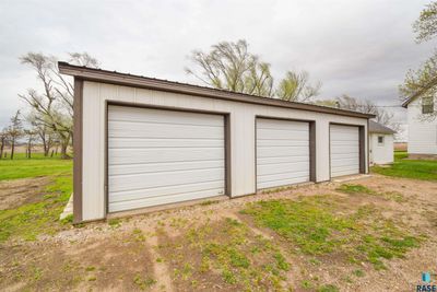 25887 443rd Ave, House other with 3 bedrooms, 1 bathrooms and null parking in Canistota SD | Image 2