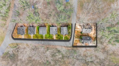 309 Leary Cir, Reidsville, NC, 27320-2815 | Card Image