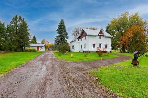 130 Purdon Line, Powassan, ON, P0H1Z0 | Card Image