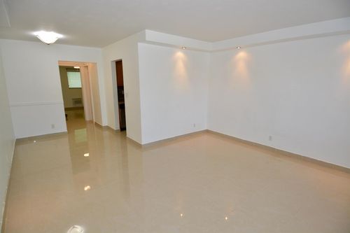 apt-103-2000 Ne 51st Ct, Fort Lauderdale, FL, 33308-3741 | Card Image