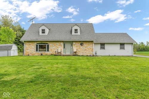 241 S County Road 450 W, Danville, IN, 46122-8089 | Card Image
