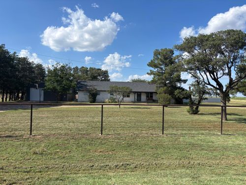 14023 E Fm 40, Lorenzo, TX, 79343-5310 | Card Image