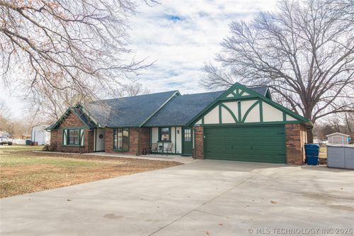 17916 96th St, Owasso, OK, 74055-7705 | Card Image