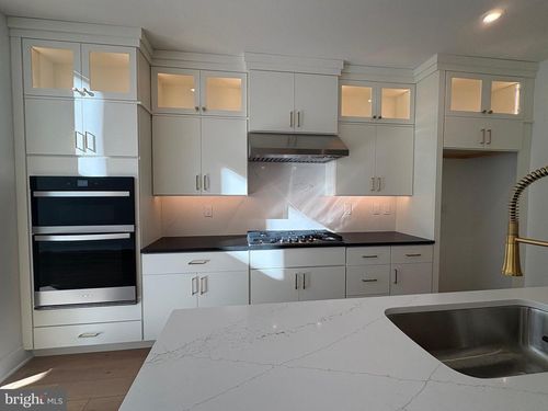 872-8207 Donatello Dr, PRINCETON, NJ, 08540-0624 | Card Image