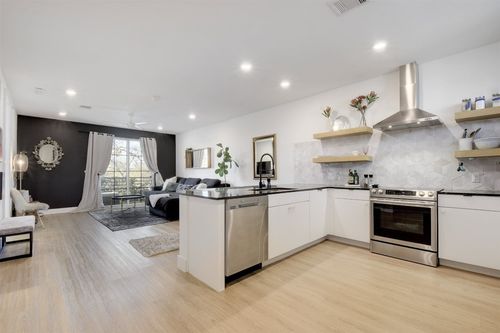 apt-2303-2709 E 5th St, Austin, TX, 78702-4748 | Card Image