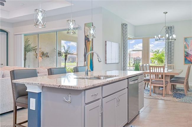2936 Royal Gardens Ave, House other with 3 bedrooms, 5 bathrooms and 3 parking in FORT MYERS FL | Image 5