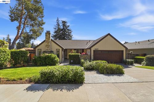 39655 Canyon Heights Dr, Fremont, CA, 94539-3007 | Card Image