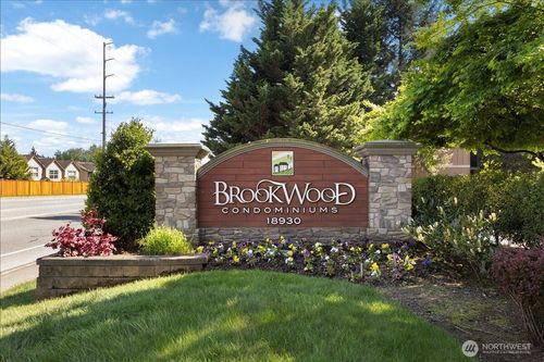 b303-18930 Bothell Everett Hwy, Bothell, WA, 98012-5229 | Card Image