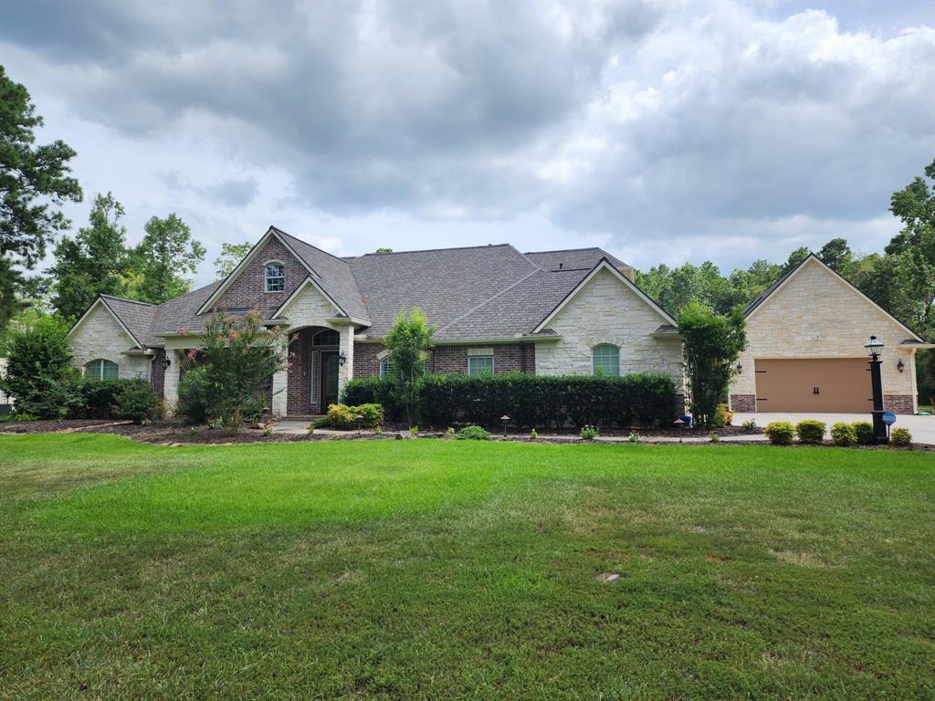 Crestwater Cir, Magnolia, TX 77354
