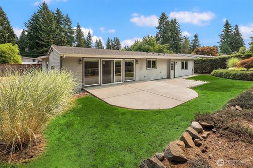 2615 162nd Avenue Ne, Bellevue, WA, 98008 | Card Image