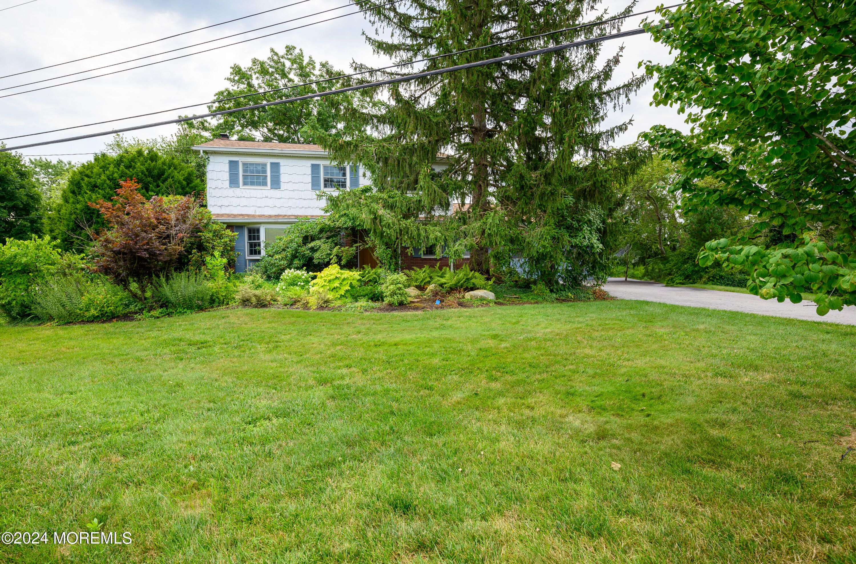 Lexington Rd, Howell, NJ 07731