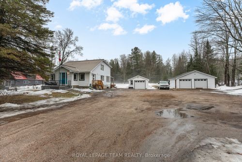 32779 Highway 17, Deep River, ON, K0J1P0 | Card Image