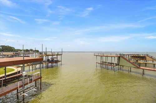 130 Harbor Dr, Gun Barrel City, TX, 75156-3523 | Card Image