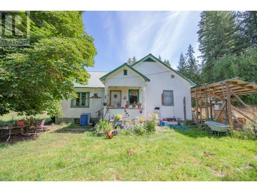 2405 Mabel Lake Pl, Lumby, BC, V0E2G6 | Card Image